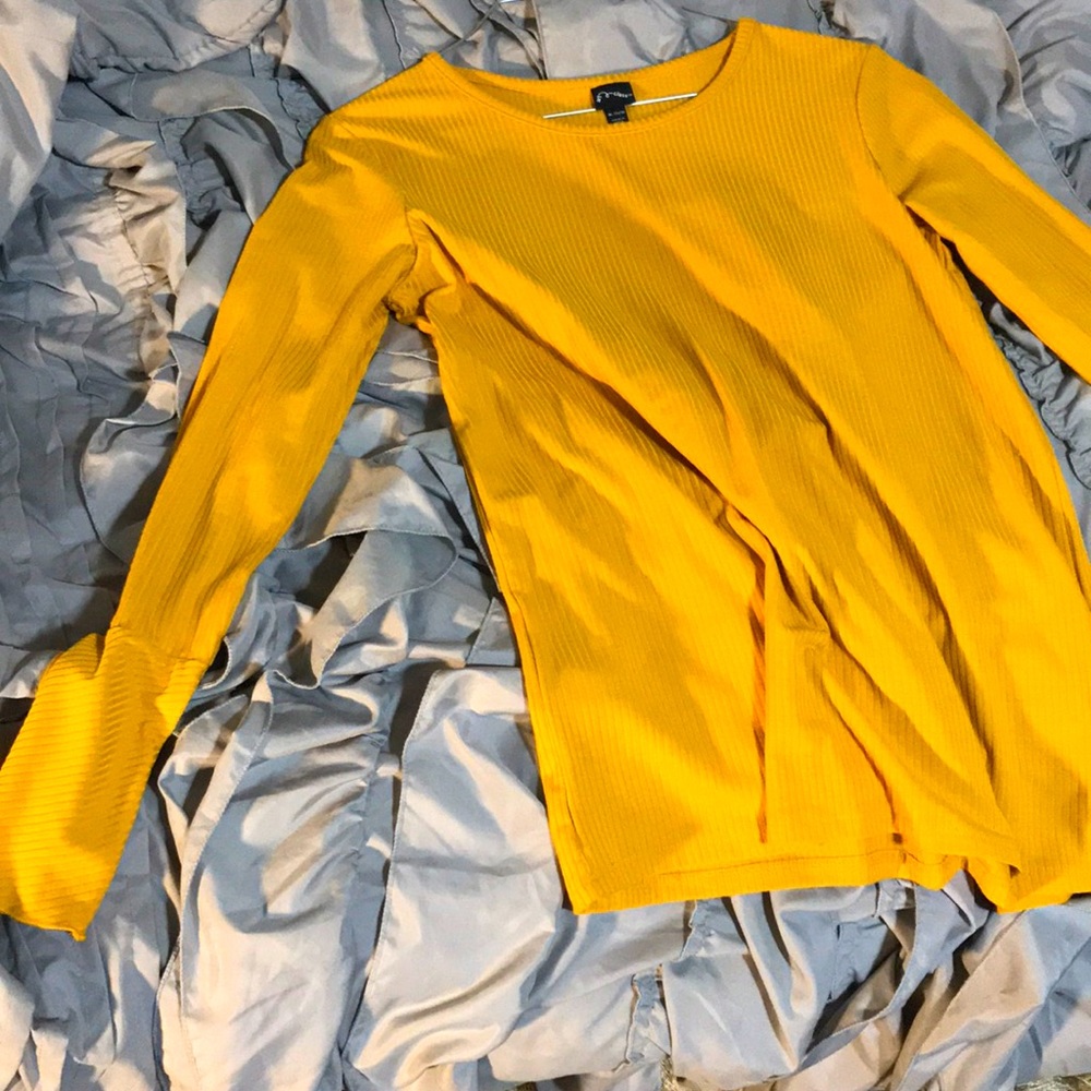 Mustard shirt